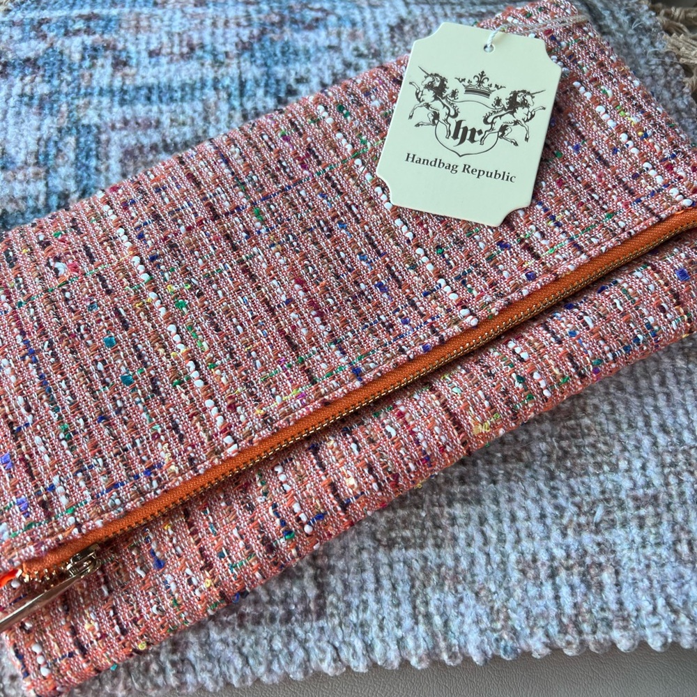 Fabulous Orange Tweed Fold Over Clutch - opens with a zipper and becomes large!